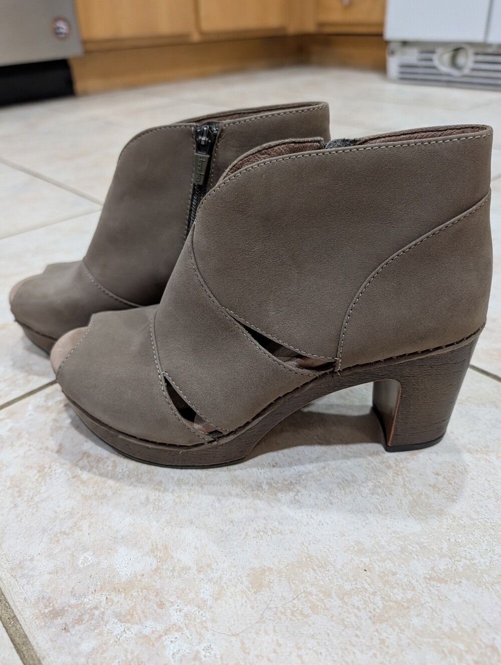 DANSKO Delphina Tan Leather Open-Toe Ankle Booties 38